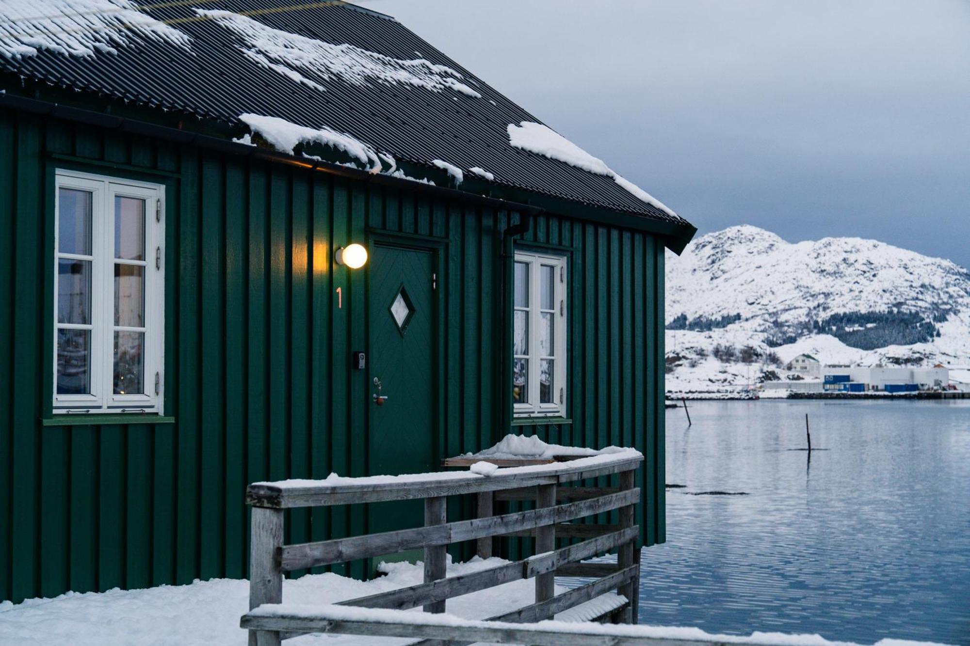 Kraemmervika Rorbuer - Rustic Cabins In Lofoten Баллстад Екстер'єр фото